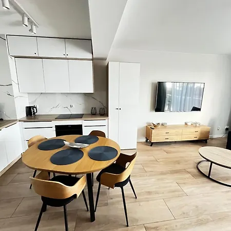 Mermaid Srories Pool & Gym Access *