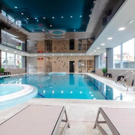 Mermaid Srories Pool & Gym Access *