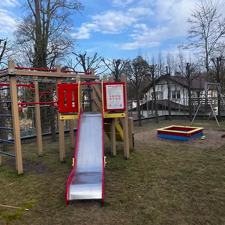 Апартаменты Mermaid Srories Pool & Gym Access *