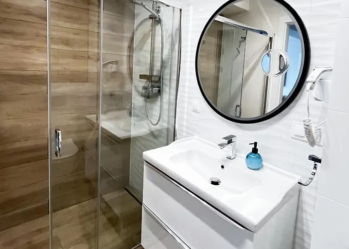 Mermaid Srories Pool & Gym Access