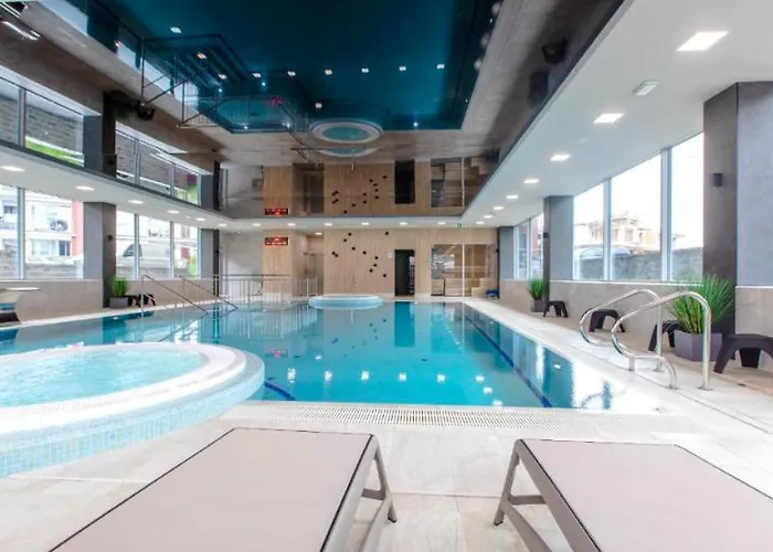 Mermaid Srories Pool & Gym Access *